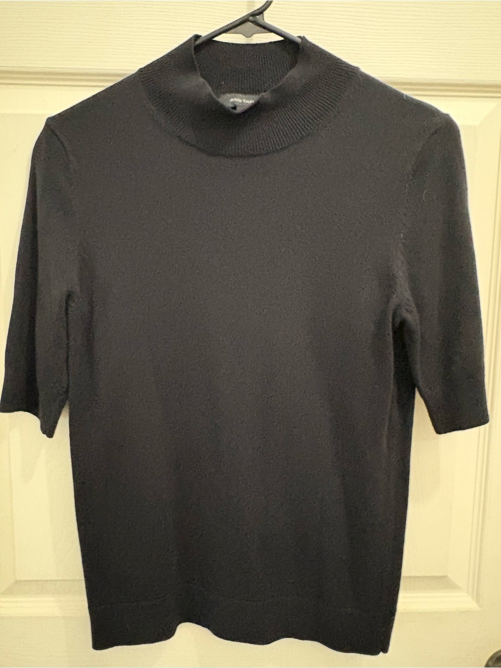 Women’s  Short-Sleeve Mock Neck Shirt